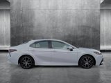 Used 2022 Toyota Camry SE image 4