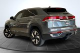 Used 2024 Volkswagen Atlas Cross Sport SE w/ Panoramic Sunroof Package image 2