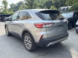 Used 2022 Ford Escape Titanium image 4