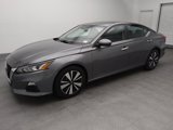 Used 2021 Nissan Altima 2.5 SV image 2