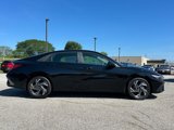 New 2025 Hyundai Elantra SEL image 3