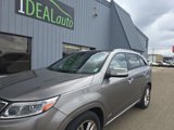 Used 2014 Kia Sorento SX image 2
