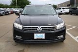 Used 2017 Volkswagen Passat 1.8T SE w/ SE Lighting Package image 2