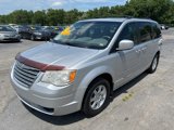 Used 2010 Chrysler Town & Country Touring image 2