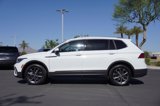 Used 2022 Volkswagen Tiguan SE image 2