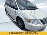Used 2005 Chrysler Town & Country Limited image 4