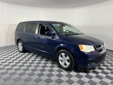 Used 2013 Dodge Grand Caravan SE image 2