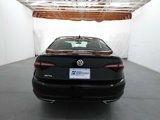 Used 2019 Volkswagen Jetta R-Line w/ R-Line Cold Weather Package image 6