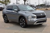 Used 2022 Mitsubishi Outlander SEL image 3