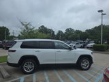 Used 2023 Jeep Grand Cherokee L Laredo image 5