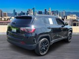 Used 2025 Jeep Compass Latitude w/ Altitude Special Edition image 3