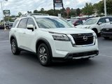 Used 2023 Nissan Pathfinder SL image 2