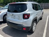 Used 2017 Jeep Renegade Latitude image 5