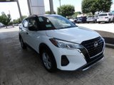 New 2025 Nissan Kicks Play S image 3