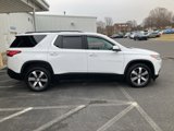 Used 2021 Chevrolet Traverse LT w/ LT Premium Package image 2