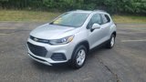 Used 2022 Chevrolet Trax LT w/ Driver Confidence Package image 5