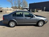 Used 2005 Volkswagen Jetta GL image 2