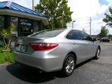 Used 2017 Toyota Camry SE image 5