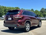 Used 2015 Toyota Highlander Limited image 2