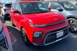Used 2020 Kia Soul S image 2