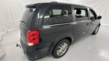 Used 2015 Dodge Grand Caravan SXT image 3
