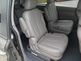 Used 2011 Kia Sedona LX w/ PWR Pkg image 6