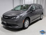 Used 2023 Chrysler Voyager LX image 5