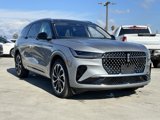 New 2025 Lincoln Nautilus Reserve image 2