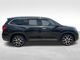 Used 2019 Honda Pilot Touring image 3