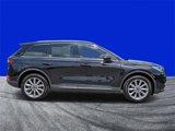 Used 2021 Lincoln Corsair AWD w/ Premium Package image 2