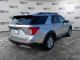 Used 2022 Ford Explorer XLT w/ Equipment Group 202A image 5