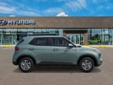 New 2025 Hyundai Venue SE image 3