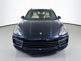 Certified 2022 Porsche Cayenne Platinum Edition image 6