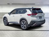 Used 2021 Nissan Rogue SL image 3