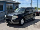 Used 2004 Lincoln Navigator 2WD image 2
