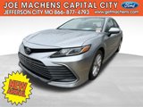 Used 2022 Toyota Camry LE image 2