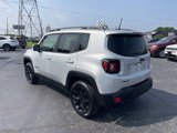 Used 2018 Jeep Renegade Altitude w/ UConnect 8.4 Nav Group image 3