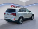 Used 2014 Kia Sorento EX w/ EX V6 Touring Package image 4