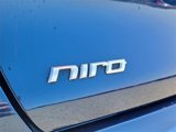 Used 2020 Kia Niro EX Premium image 2