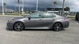 Used 2020 Toyota Camry SE image 2