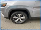 Used 2019 Jeep Cherokee Limited image 4