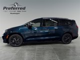 New 2025 Chrysler Pacifica Select image 2