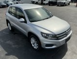 Used 2017 Volkswagen Tiguan Limited w/ Alloy Wheels Package image 4