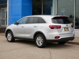 Used 2019 Kia Sorento LX image 4