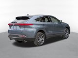 Used 2022 Toyota Venza LE image 3