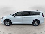 Used 2021 Chrysler Voyager LX image 4