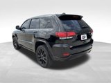 Used 2019 Jeep Grand Cherokee Altitude image 3