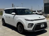 Used 2020 Kia Soul LX image 2