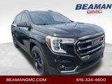 Used 2022 GMC Terrain AT4 image 2