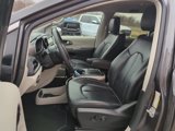 Used 2023 Chrysler Pacifica Touring-L image 4